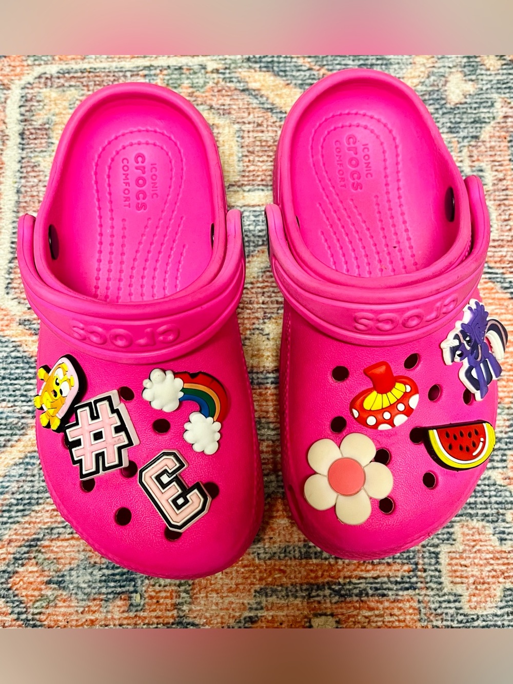 CROCS Kids Classic Clog in Bright Pink with Colorful Charms - Picture 2 of 4